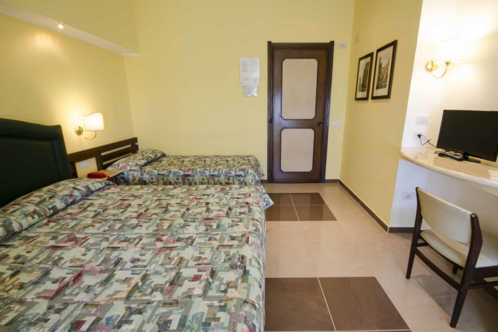 Hotel Tarconte Тарквиния Экстерьер фото
