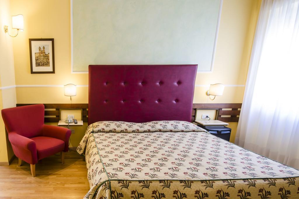 Hotel Tarconte Тарквиния Экстерьер фото