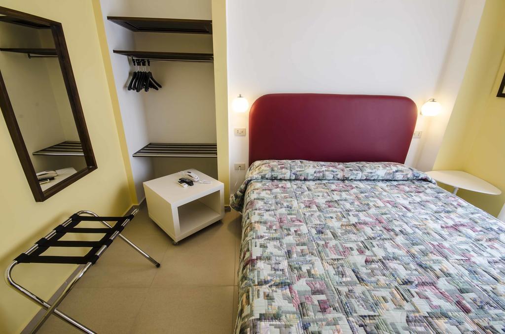 Hotel Tarconte Тарквиния Экстерьер фото