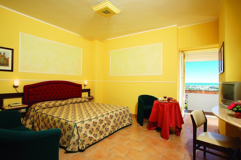 Hotel Tarconte Тарквиния Экстерьер фото